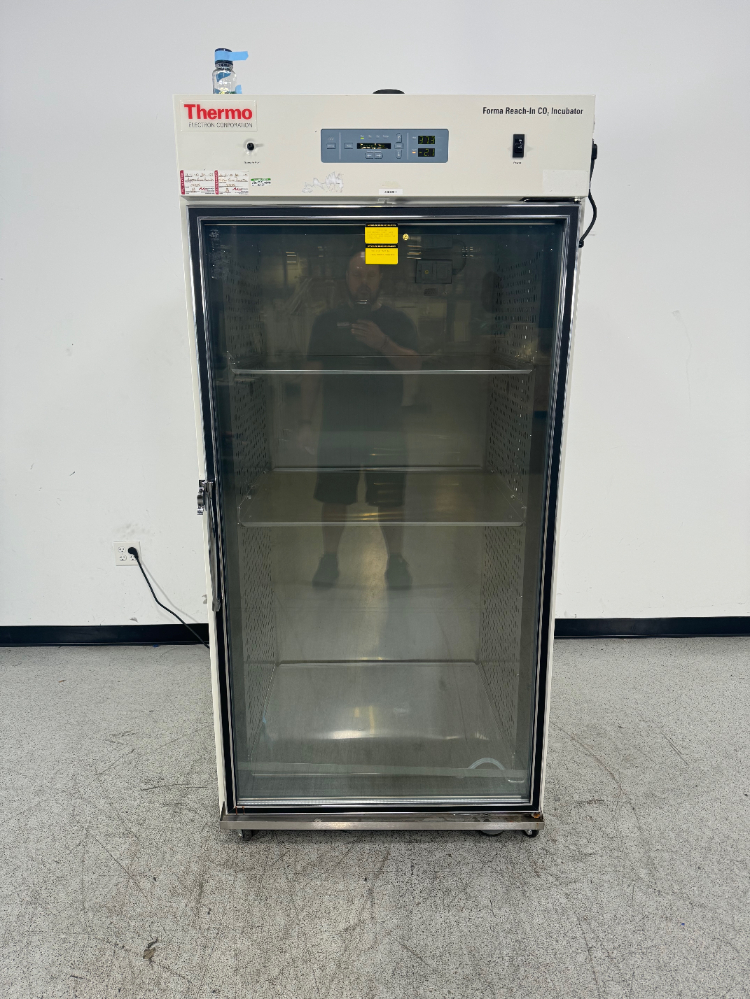 Image of Thermo Scientific Forma Reach-In CO2 Incubator
